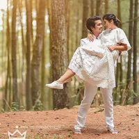Bridal Shower Anandita, Calon Pengantin Cantik Mario Irwinsyah