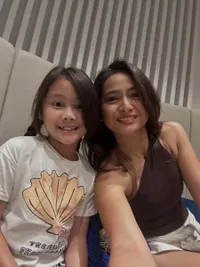 Brie Anak Acha Septriasa Gelar Pameran Lukisan Pertamanya, Bikin Bangga