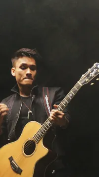 BTS 'Kisah Yang Sempurna', RVN Asyik Beraksi Dengan Gaya Kece