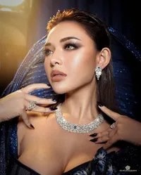 Buka Suara Pasca Dituding Oplas, Foto Amanda Manopo di Pemotretan Terbaru yang Makin Hot Aja