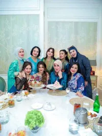 Bukber Elegan Seleb Senior, Cut Keke Rayakan Ulang Tahun Diana Pungky