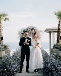 Bulan Madu Sederhana Meski Tajir Melintir, Ini 8 Potret Maudy Ayunda dan Jesse Choi di Korea - Tetap Mesra Meski Kepanasan dan Rambut Berantakan