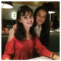 Bule Banget! Ini Dia Potret Adik Kimberly Ryder Yang Super Cantik