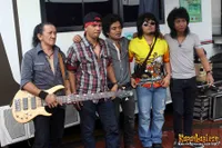 Blackout Konser Bareng Iwan Fals