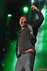 Blur Hapus Rindu Penggemar di Big Sound Festival 2013