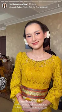 Calon Mantu Cantik Anang-Ashanty, 8 Potret Sarah Menzel Pacar Azriel di Tedak Siten Baby Ameena - Kompak Foto Bareng Fuji Hingga Keluarga Hermansyah