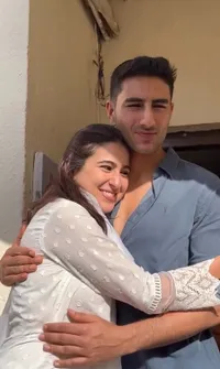 Candid Bollywood of The Week, Trio Khan Party Bareng Sampai Subuh - Tato Anak Sridevi Disorot