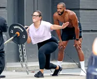 Candid Kocak Keseharian Seleb Hollywood, Mana Yang Kamu Banget?