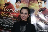 Cantik-Cantik Jadi PSK, Sylvia Fully Malah Bahagia