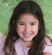 Cantik Banget dan Punya Gigi Kelinci, Intip 8 Potret Seraphina Rose Anak Sulung Yasmine Wildblood yang Miliki Wajah Imut dan Menggemaskan