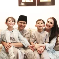 Cantik Berdarah Jerman dan Belanda, 8 Potret Lakeisha Anak Arumi Bachsin yang Usianya 8 Tahun - Seperti Kembaran Sang Mama