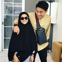 Cantik Berhijab, Intip Potret Rania Dzaqira Anak Gadis Ifan Seventeen yang Kini Jadi Santri  dan Jarang Tersorot