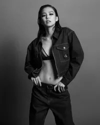 Cantik dan Ganteng, Jennie BLACKPINK dan Jungkook BTS Tampil Memukau Dalam  Foto Terbaru Koleksi Musim Gugur Calvin Klein 2023