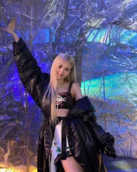 Cantik dan Penuh Talenta! 10 Fakta Menarik Rose BLACKPINK Ini Bakal Bikin Kamu Makin Jatuh Cinta - Kalahkan 700 Kontestan di Audisi YG Entertainment