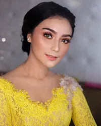 Cantiknya Citra Kirana di Nikahan Erica, Mesra Dengan Ali Syakieb