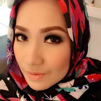 Cantiknya Gaya Hijab Fashionable Alya Rohali, Bikin Hati Adem