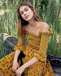 Cantiknya Kaia Gerber, Putri Cindy Crawford di Photoshoot Terbaru