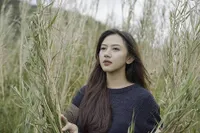 Cantiknya Suci Patia, Mahasiswi Filsafat Putri Gatot Brajamusti 