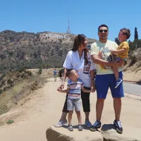 Cerianya Keluarga Sissy Priscillia di Universal Studios Hollywood