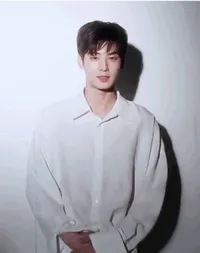 Cha Eunwoo Saat Ice Bucket Challenge, Ganteng Bikin Fans Meleleh