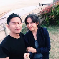 Chandra Tauphan, Pacar Ganteng Nina Zatulini Yang Super Tajir