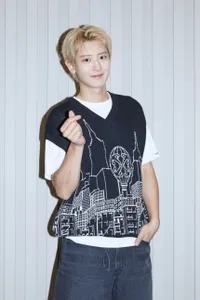 Chanyeol EXO Sang Multitalenta dengan Segudang Bakat yang Mengagumkan, Siap Debut Solo dengan Album 'Black Out'