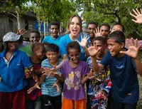 Cinta Laura 5 Hari di Papua Dapat Pelajaran Berharga, Jalani Kehidupan yang Sederhana 