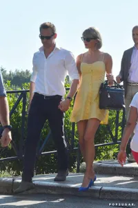 Ciuman di Roma, Taylor Swift & Tom Hiddleston Semesra Bulan Madu