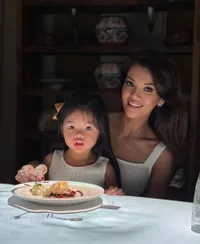 Curhatan Farah Quinn yang Mengaku 'Ditendang' Sang Anak Dari Dapur, Ternyata Ini Penyebabnya