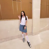 Curi Perhatian, Ini Potret Cantik Aura Kasih Pakai Seragam Sekolah SMA - Netizen Pingin Satu Bangku dan Tanggal Kalender Jadi Hitam Semua