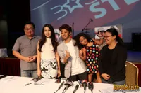 Cute! Romaria Semangat Temani Bastian Steel Luncurkan Single Baru