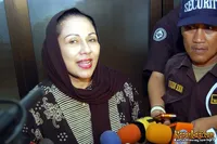 Camelia Malik di Rumah Sakit Harapan Bunda