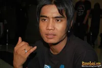 Charlie ST12 di Studio Cawang