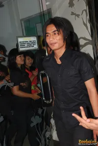 Charly ST12 Dan Istri di Studio Penta