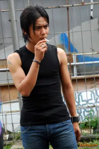 Charly ST 12 Bicara Soal Body Art