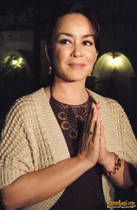 Chintami Atmanegara di Ultah Nia Daniati