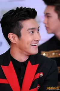 Choi Siwon Hadiri Konferensi Pers Konser Super Junior di Jakarta