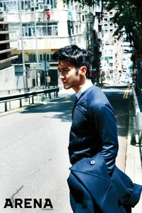 Choi Siwon Tampil Macho Dengan Brewok