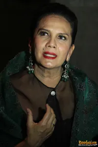 Christine Hakim Bicara Soal Perannya Dalam Film SANG KYAI - Jalani Ritual