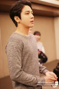 CN Blue Ganteng Dengan Style Casual