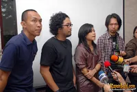 Cokelat di Preskon TV One JELANG PEMILU INDONESIA