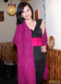 Cut Meyriska di Warung Tekko Kemang