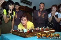 Cut Yanti Rayakan Ultah