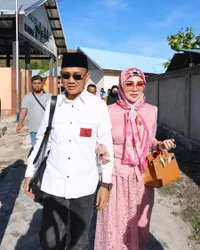 Daniel Rigan Kalah Pilkada Buru, Potret Bella Shofie Pulang ke Bogor dan Dapat Surprise