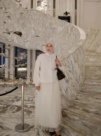 Dara Arafah dan Geng Hanam Rayakan Ultah Risya Brabo, Dinner Serba Putih