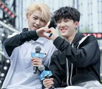 Dari Bromance Hingga Didoakan Berjodoh, 25 Potret Duo Idol K-Pop yang Jadi 'Kapal' Favorit Fans - Jagoanmu Masuk Nggak Nih?