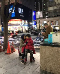 Dari Dubai, Mama Rieta Ajak Gavrel Sang Anak Angkat ke Jepang