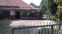 Dari Sederhana Jadi Sultan, Seperti Ini Potret Perbandingan Rumah Hotman Paris Dulu dan Sekarang