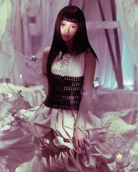 Dark Energy, Intip Konsep Foto IVE Untuk Album Terbaru SWITCH!