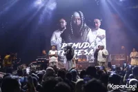 Debut Pemuda Tersesat Music di Festival 6 Hari Pertama, Ajak Berselawat Hingga Roasting Aldi Taher
